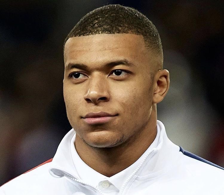 Paris Saint Germain Reinstate Kylian Mbappe Into First-team Squad ...