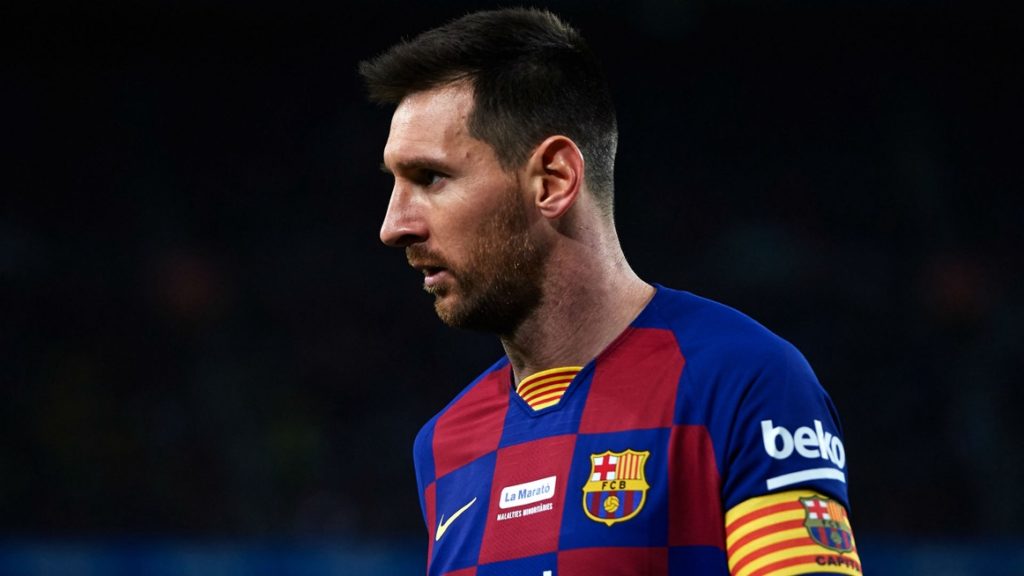 Lionel Messi knows that Zinedine Zidane is going through a lot at Real Madrid