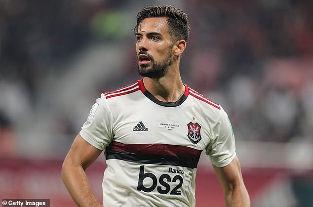 Arsenal have agreed to sign Flamengo defender Pablo Mari on loan for an improved fee of around £4million with a view to a permanent £7.5million deal.