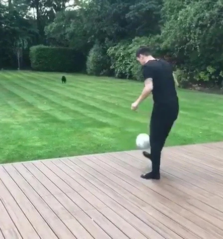 Arsenal star playing football at his garden 
