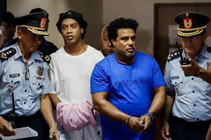 Ronaldinho and his brother in police custody