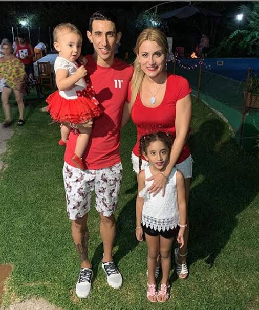 Angel Di Maria, his wife Jorgelina Cardoso and two children. 