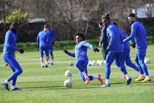 Premier League: Chelsea players in training 