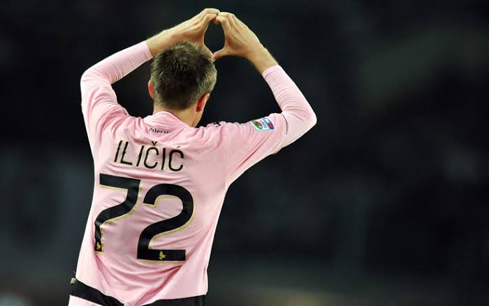 Josip Ilicic's goal celebration. He used to do it more frequently while still playing for Fiorentina.