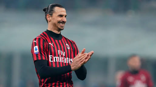 Zlatan Ibrahimovic to remain at AC Milan