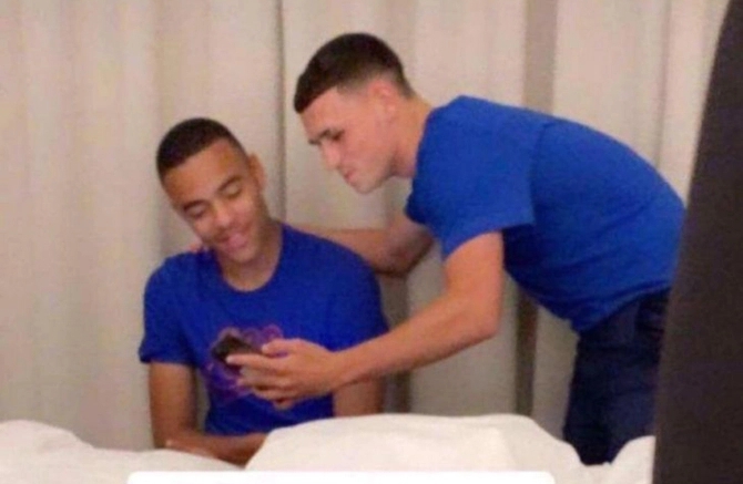 Greenwood And Phil Foden in an Icelandic hotel 