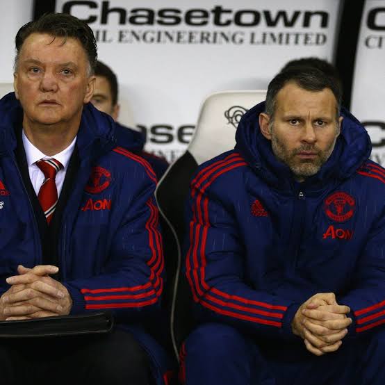Ryan Giggs and former Manchester United coach Louis van Gaal