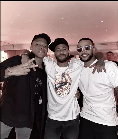 There is a chemistry between Memphis Depay, Neymar and Kylian Mbappe