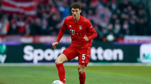 Soccer positions and the best players for the positions in Bundesliga