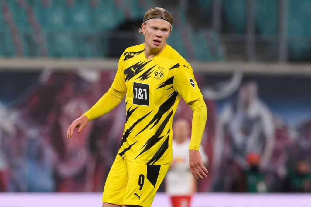 Erling Braut Haaland in action for Borussia Dortmund.