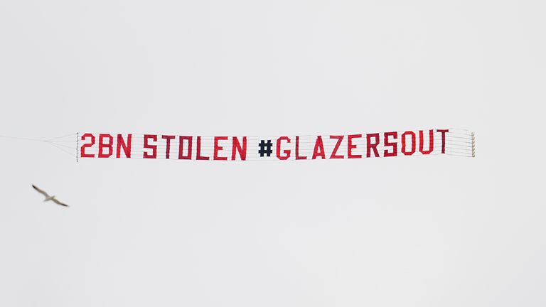 Super League: #GlazersOut banner flew over Elland Road