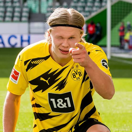Erling Haaland is respectful towards his contract with Borussia Dortmund