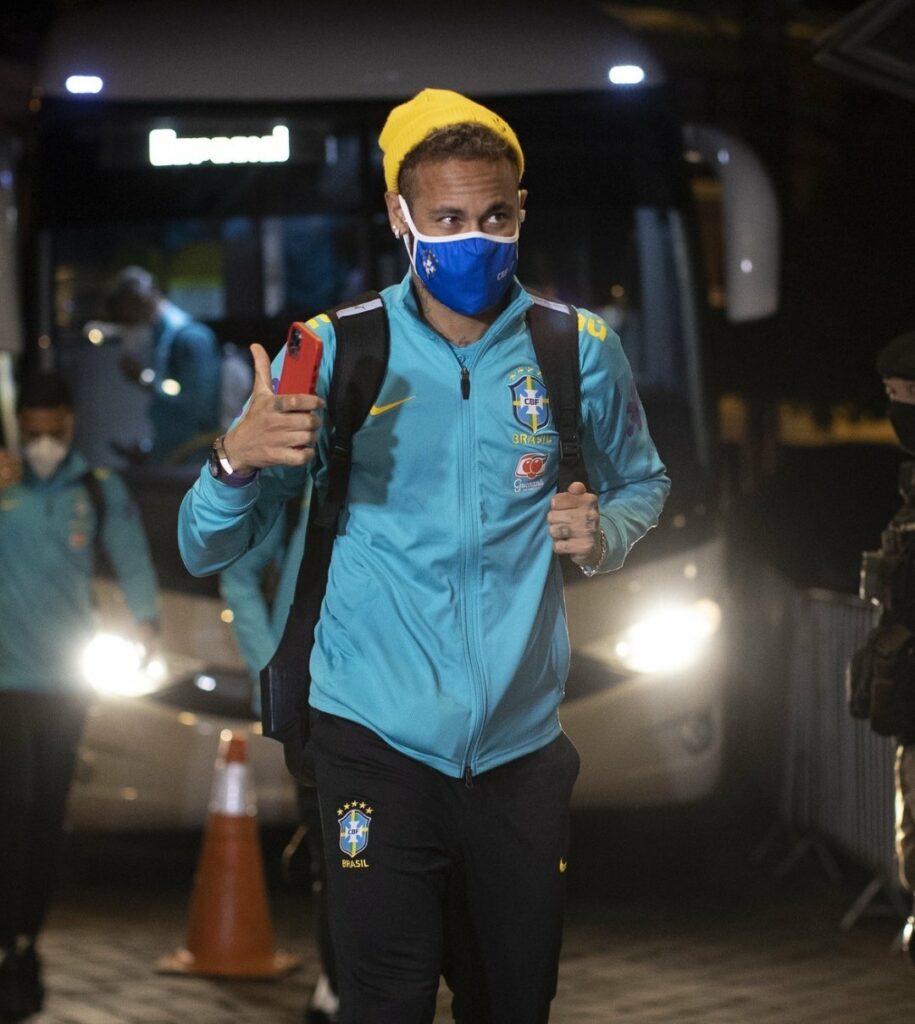 Neymar reporting for duty with Brazil national team.