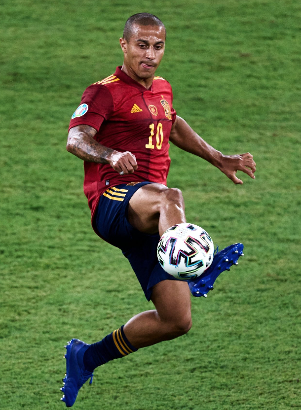 Thiago Alcantara in action for Spain.