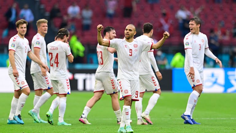 Denmark's Martin Braithwaite celebrates his late-minute goal against Wales.