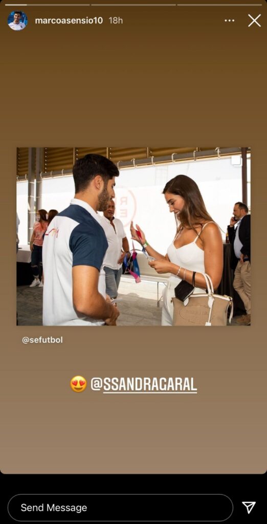 Marco Asensio hands over his Tokyo Olympics Silver to his girlfriend