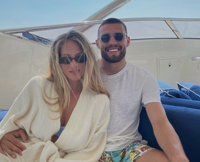 Izabel Andrijanić and her husband Mateo Kovacic chilling on a speed boat.