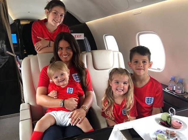 Rebekah Nicholson is on a jet with some of her children.