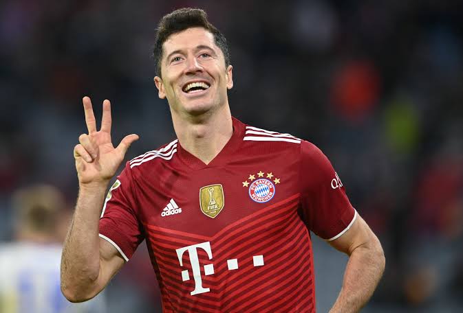Robert Lewandowski has more goals than any player in the top 10 leagues in 2021