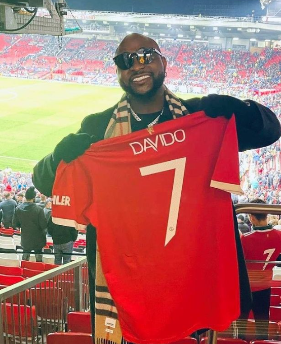 Davido witnessed Cristiano Ronaldo's winner against Atalanta and Man United honored the singer for it