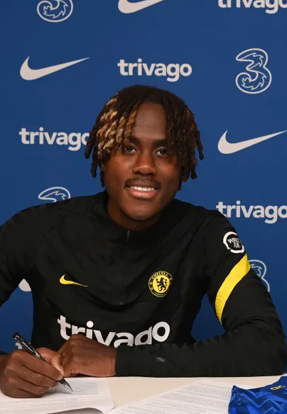 Trevoh Chalobah of Chelsea signs long term contract, here is his story