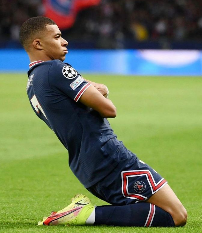 Newcastle United plan to tempt Kylian Mbappe out of PSG