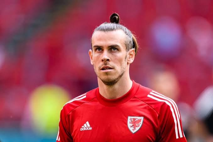 Gareth Bale Is Two Steps Away From Playing In His First Fifa World Cup Wales Coach Robert Page Is Very Proud Futballnews Com