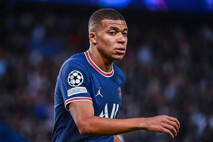 Kylian Mbappe gives an update on his future with PSG