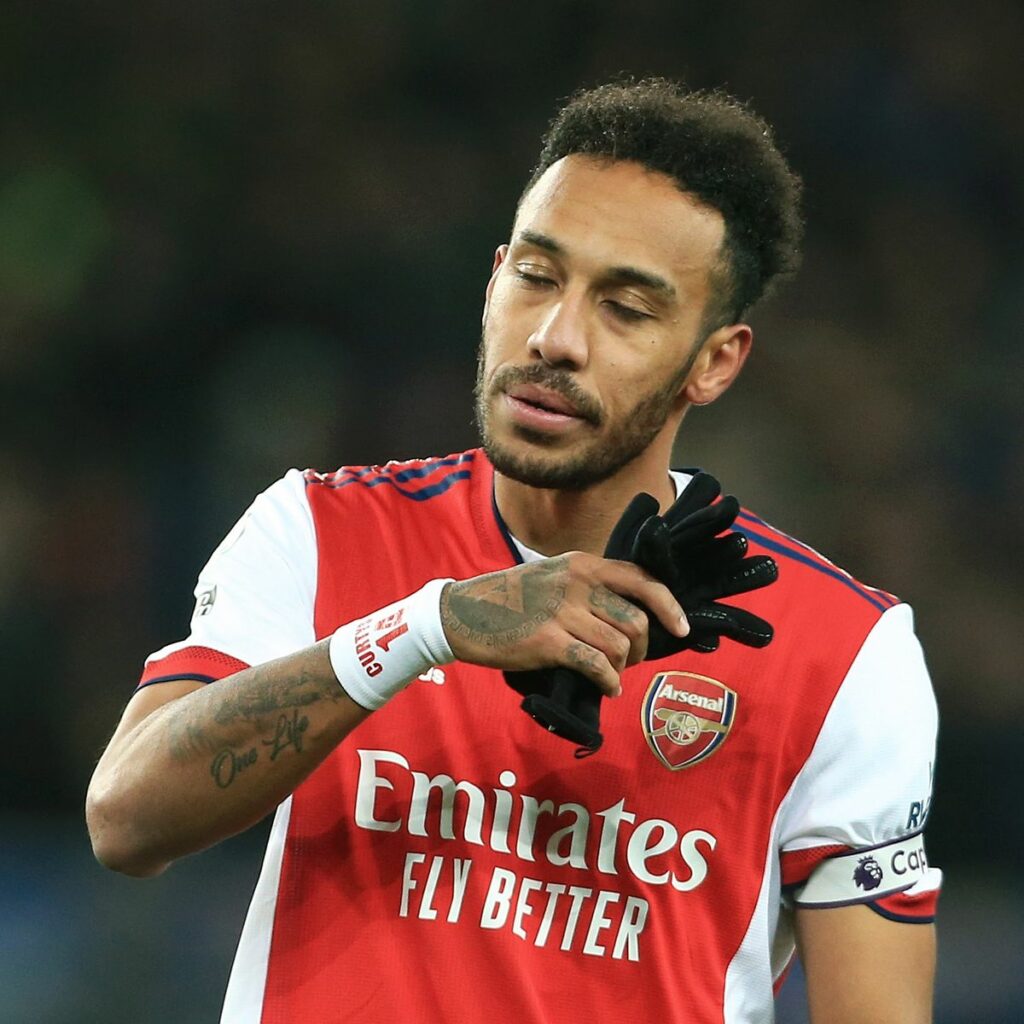 Aubameyang Disputes 'False Rumors,' As The Striker Confirms His Return to Arsenal Following Persistent Covid Complications