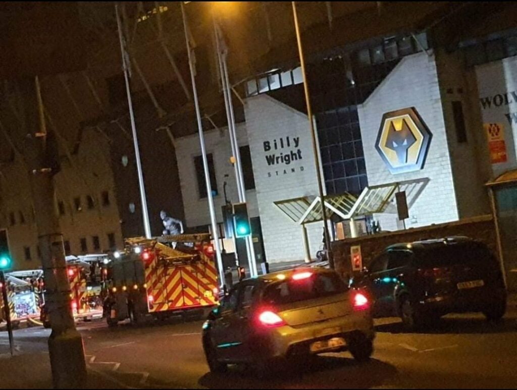 Wolverhampton Wanderers confirmed that there was a fire outbreak at Molineux stadium and the damage was "significant"