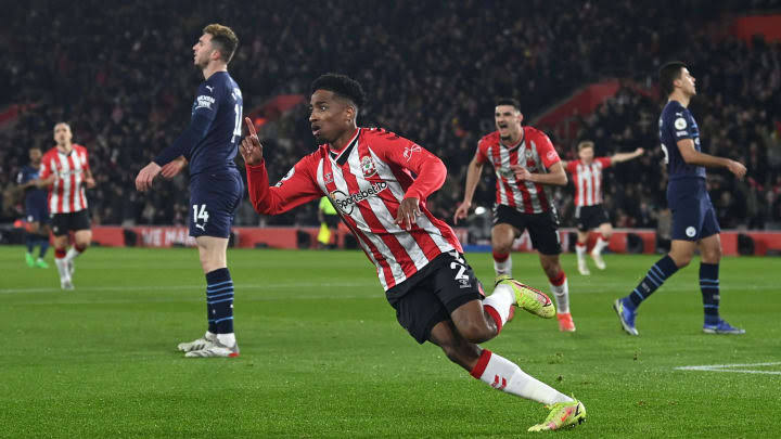 Southampton ended Manchester City's 12-game winning streak in the Premier League after drawing 1-1 with the league leaders