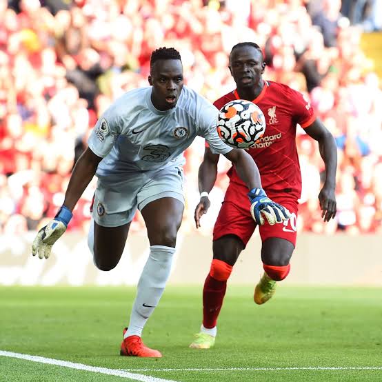 Senegal players led by Sadio Mane of Liverpool and Edouard Mendy of Chelsea flaunt their AFCON 2022 muscles amid Covid-19 reports