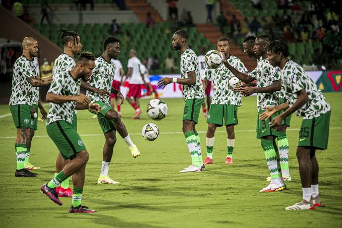 Nigeria Crash Out Of AFCON 2021 After Losing 1:0 to Tunisia ... Alex Iwobi Sent off Mid Match