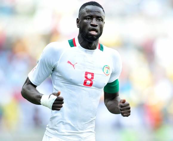 Cheikhou Kouyaté in action for Senegal. 