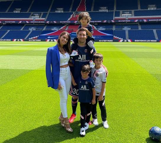Lionel Messi, his wife, Antonela Roccuzzo, and their three children. 