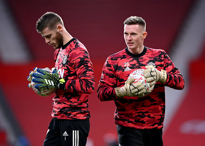 Paul Woolston: Manchester United goalkeeper who retires at 23 gets support from David de Gea and Dean Henderson