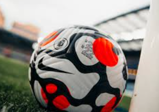 The 22 years of the evolution of the Premier League Ball