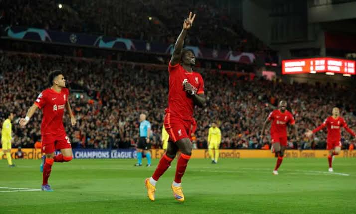 Liverpool beat Villarreal 2:0 as the dominate the first leg of the Champions League against the Yellow Submarine