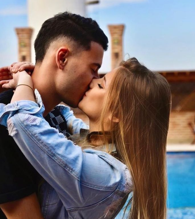 Gabriel Martinelli and his girlfriend Isabella Rousso.