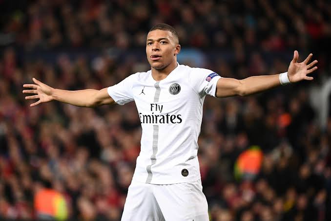 PSG attacker Kylian Mbappe has agreed a contract with Real Madrid