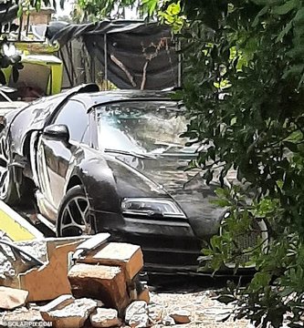 Cristiano Ronaldo left with a damaged £1.7m Bugatti Veyron after his bodyguard crashed it on his way to his £5.5m yacht