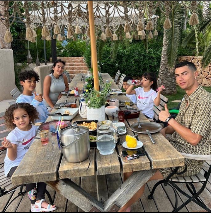 Ronaldo's family
