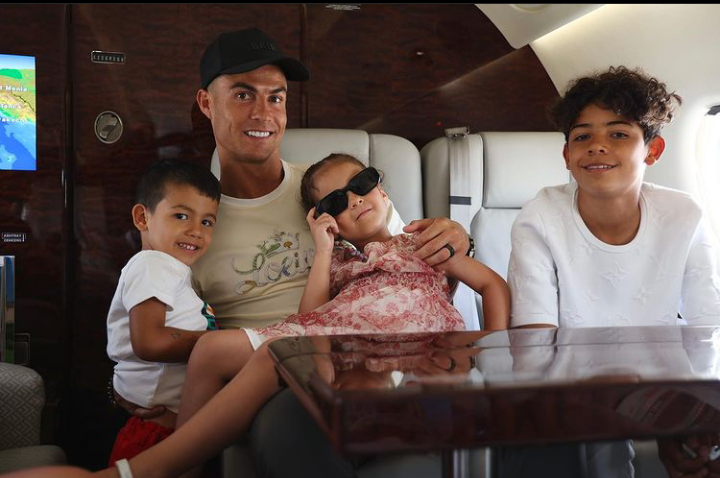 Ronaldo and his children