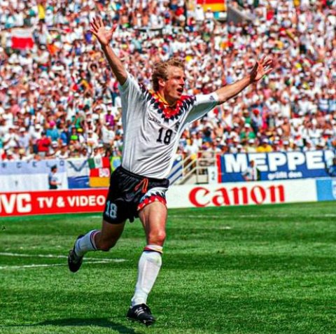Jurgen Klinsmann: Robert Lewandowski is a Bayern Munich legend