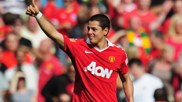 Manchester United legend Javier Hernandez Offers To Play For Man United For Free