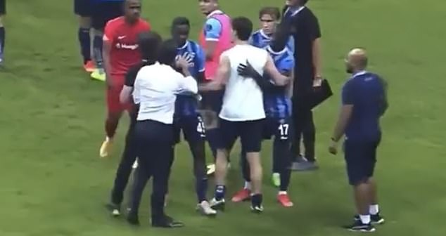 Mario Balotelli And His Coach Vincenzo Montella Fights Dirty After Adana Demirspor's Win Against Umraniye (Video)