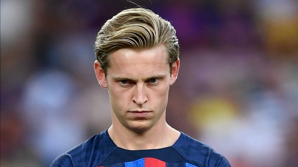 Barcelona allegedly threatens legal action over Frenkie de Jong's contract and alleged criminality
