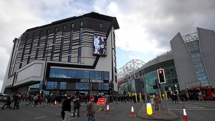Ryan Giggs and Gary Neville's Hotel Football in £10m Debt, Loses £3.2m in Two Years