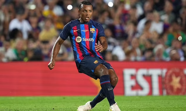 Jules Kounde Trolls A Twitter User After He Inquired About His Barcelona Wages