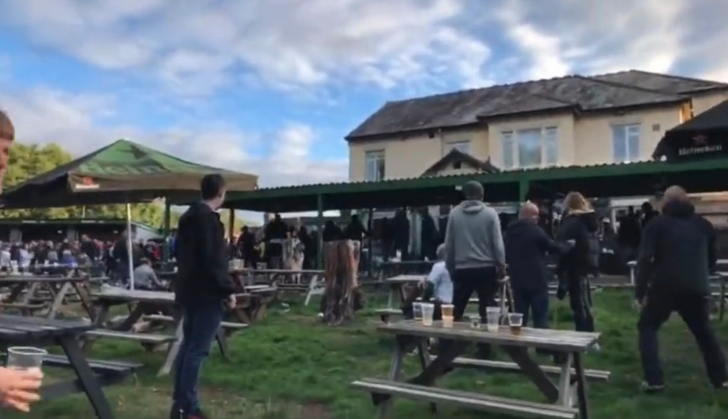 German Ruffians Disguised As England Fans Attacked Pub With Machetes' And Knuckle dusters (WATCH)